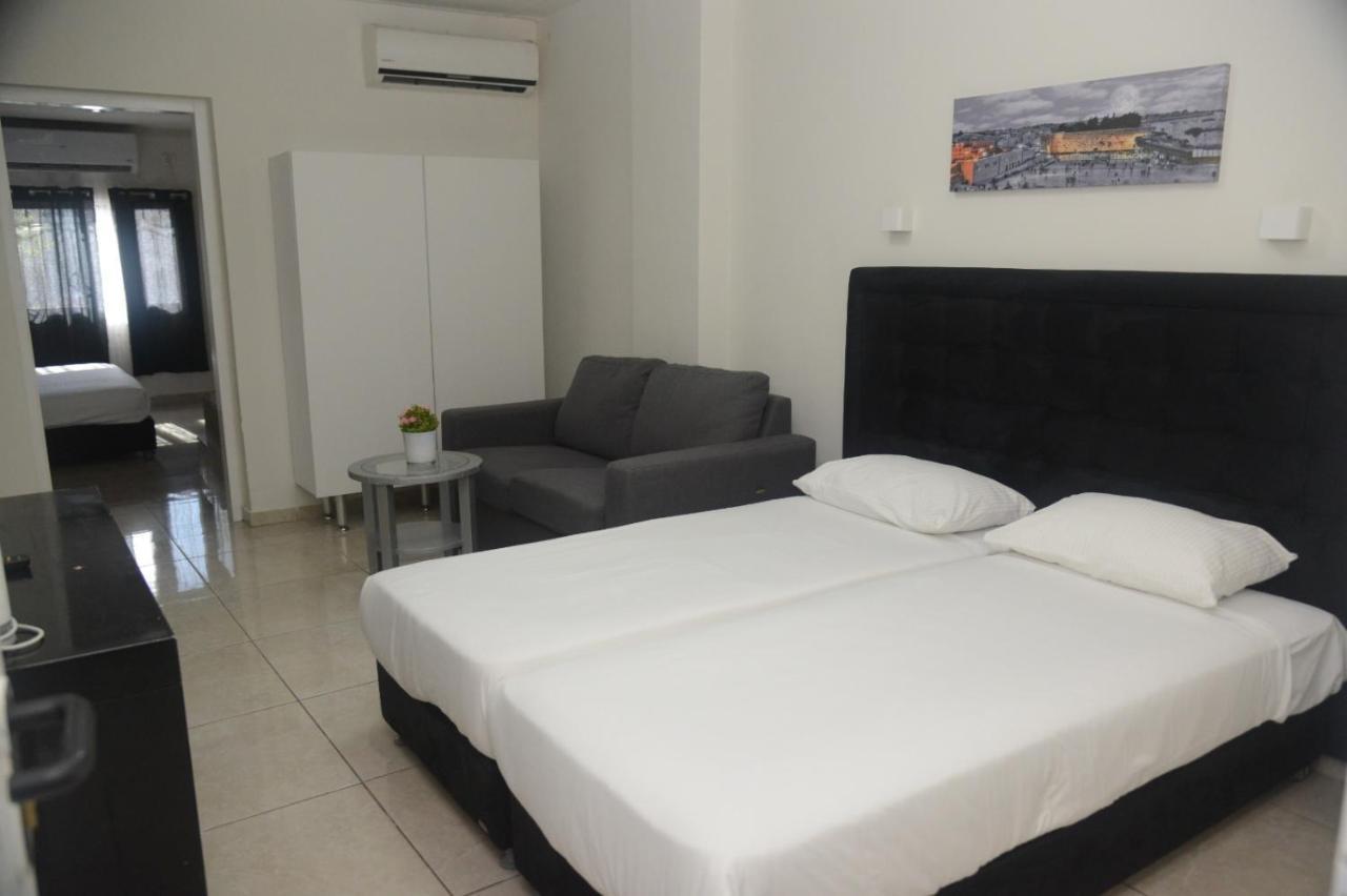 Hotel Maman